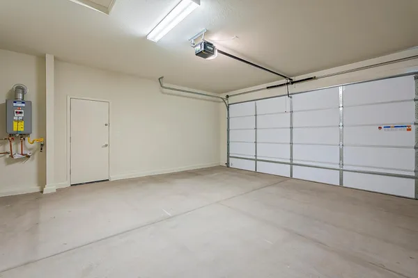 $4,200 | 5944 East Melinda Lane, Phoenix, AZ 85054