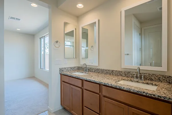 $4,500 | 5944 East Melinda Lane, Phoenix, AZ 85054