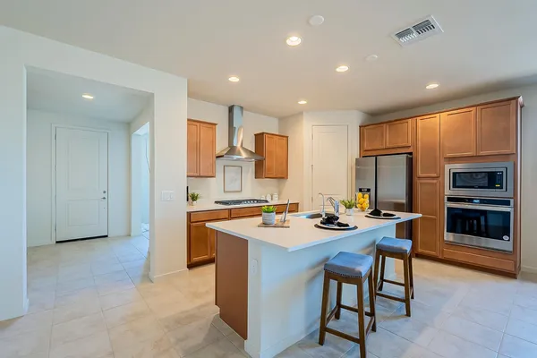 $4,200 | 5944 East Melinda Lane, Phoenix, AZ 85054