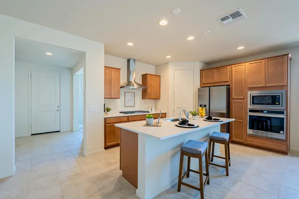 $4,500 | 5944 East Melinda Lane, Phoenix, AZ 85054