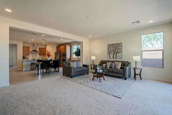 $4,500 | 5944 East Melinda Lane, Phoenix, AZ 85054