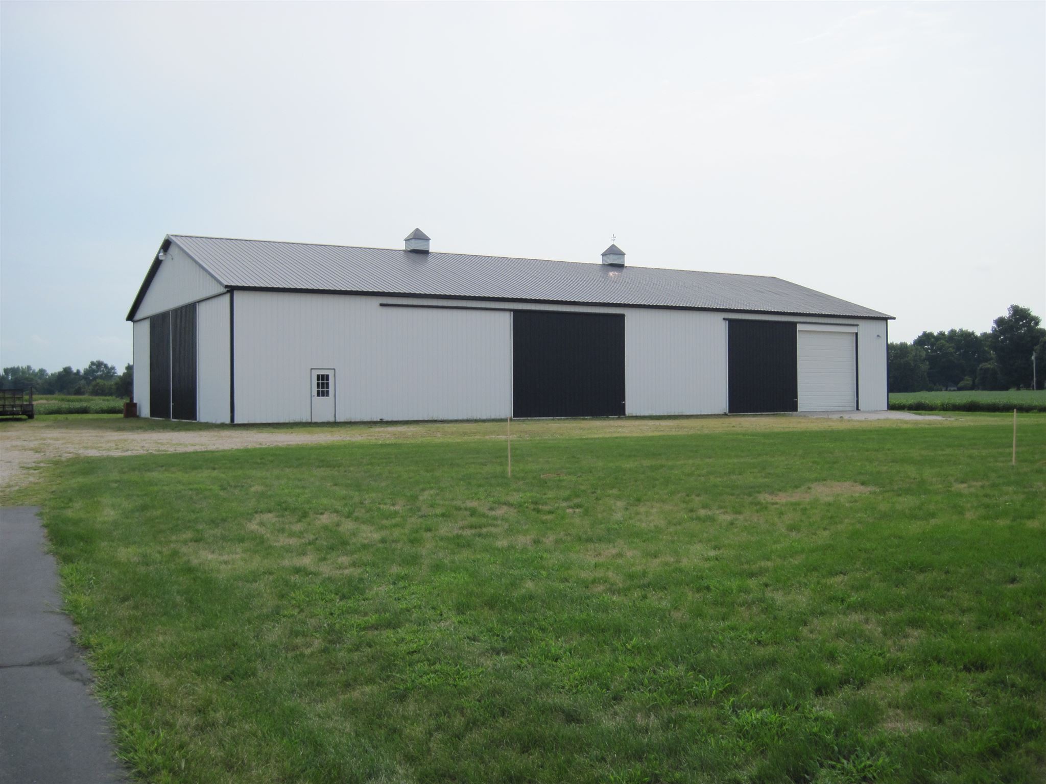 18790 Shively Road Bremen, IN 46506 - Photo 3 of 33