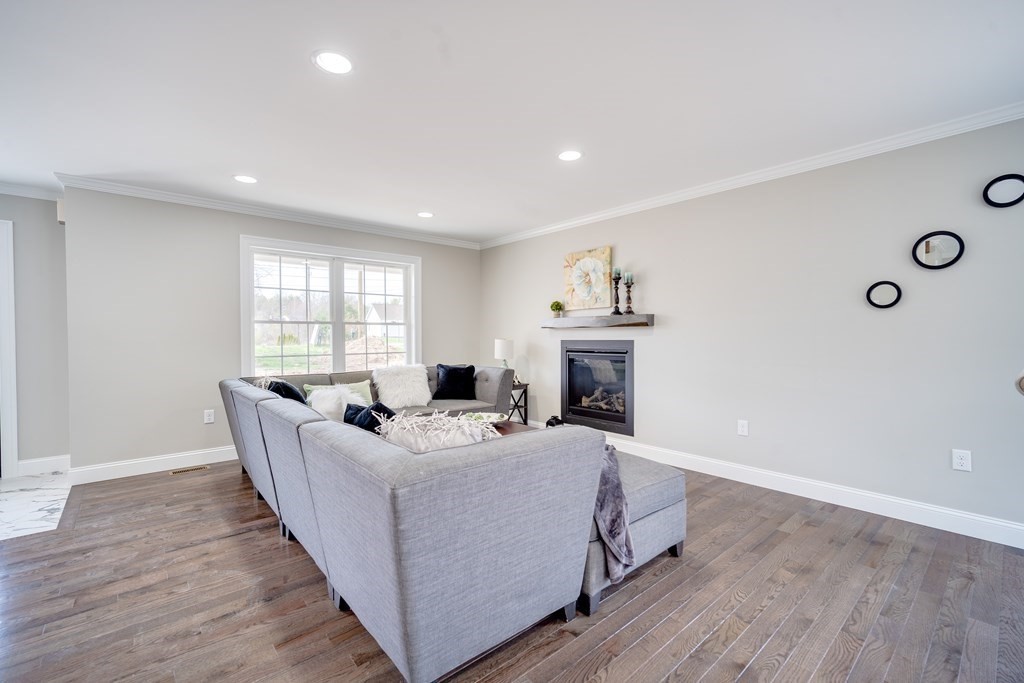 34 Mort Vining Road Southwick, MA 01077 - Photo 6 of 34