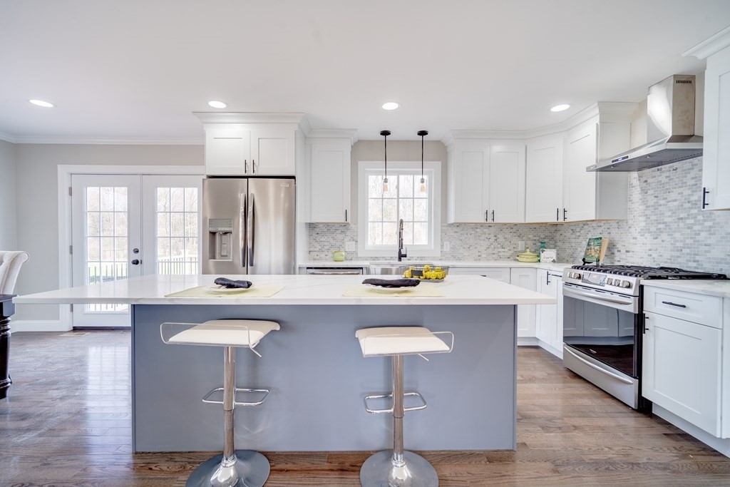 34 Mort Vining Road Southwick, MA 01077 - Photo 10 of 34