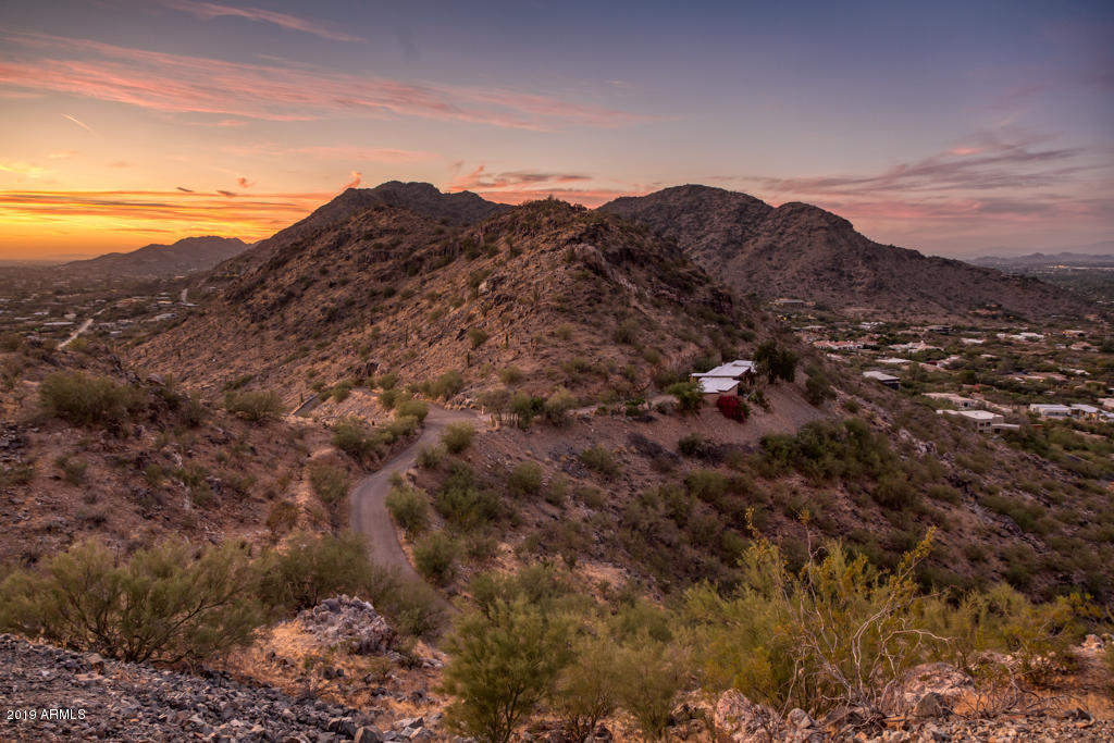 7025 North Invergordon Road Paradise Valley, AZ 85253 - Photo 15 of 26 13