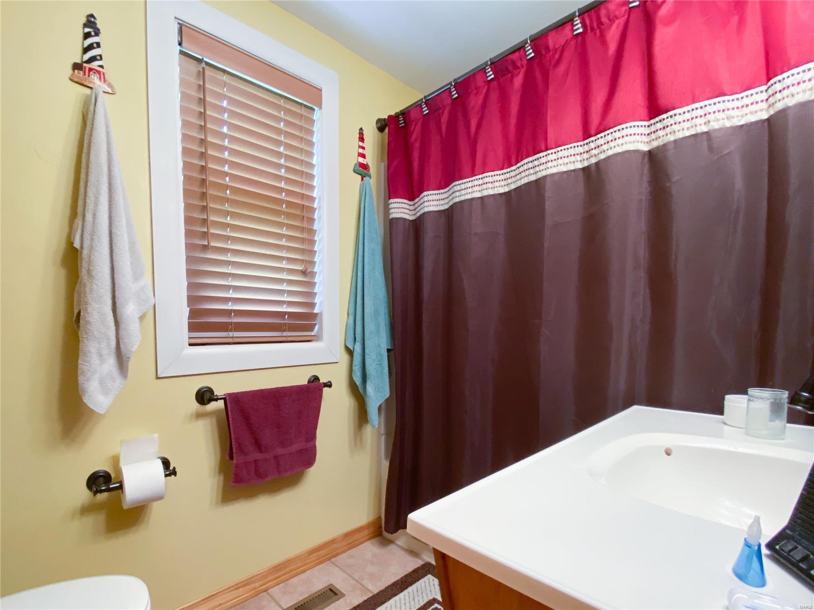 2641 Highway 156 Waterloo, IL 62298 - Photo 24 of 31