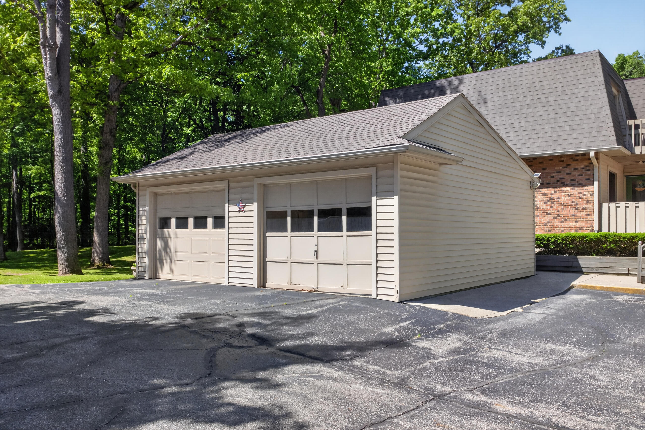 7047 McKay Road Jackson, MI 49201 - Photo 2 of 56 IMG_2430