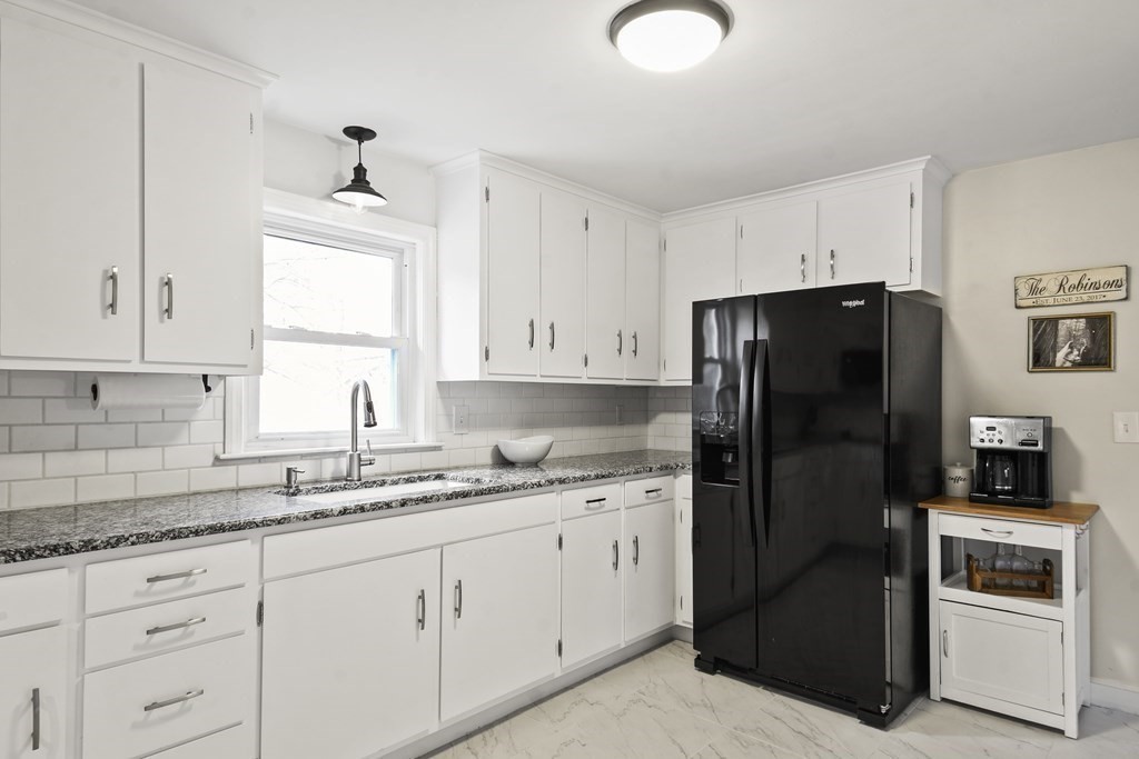 110 Pine Hill Road Ashland, MA 01721 - Photo 8 of 26 Gallery Image 8