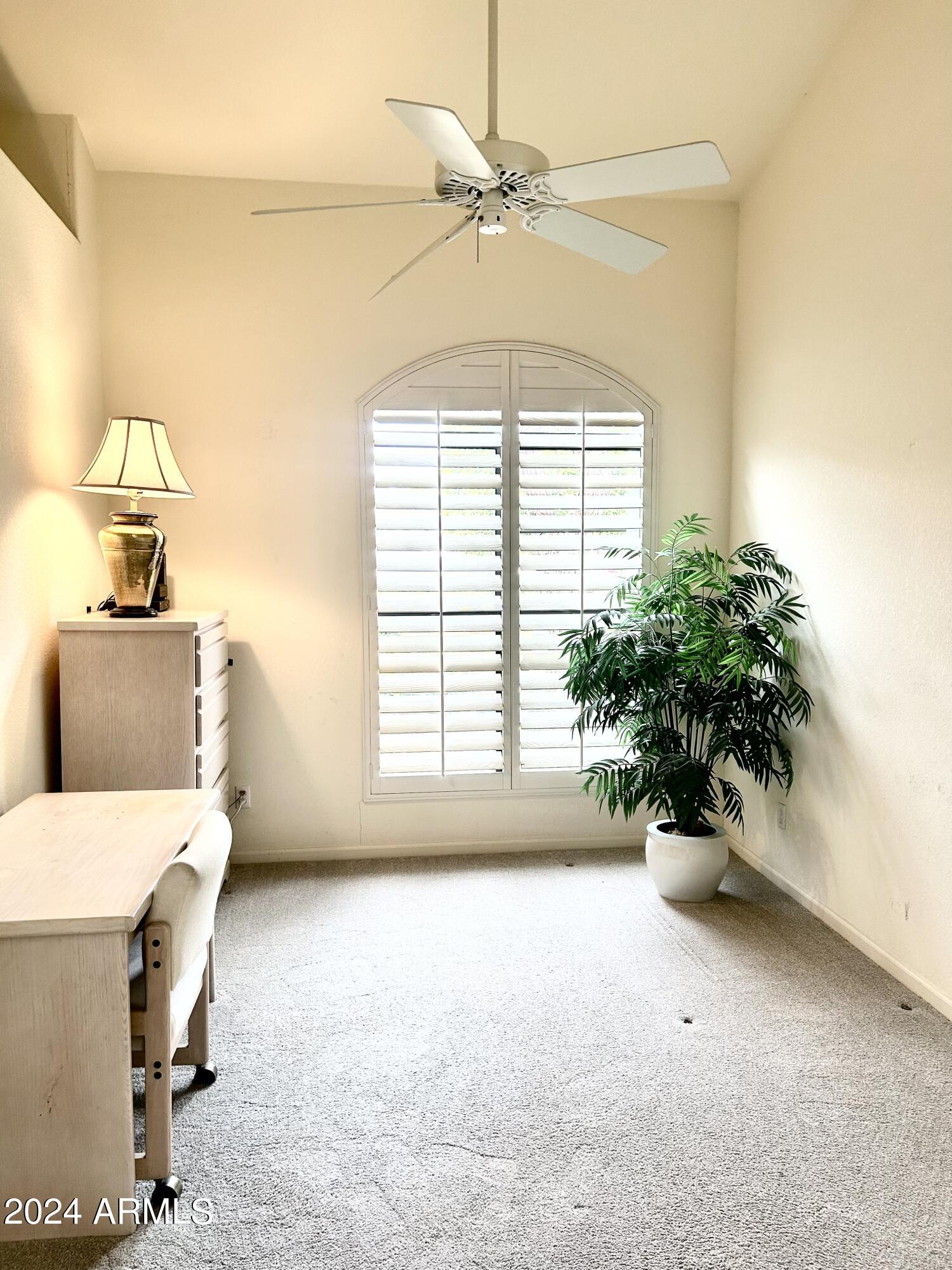 1075 East Shangri La Road Phoenix, AZ 85020 - Photo 12 of 44 8497E885-6F78-471B-A943-43AC08CB8081