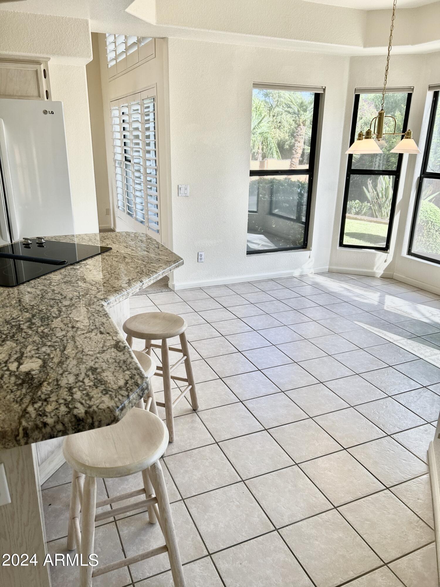 1075 East Shangri La Road Phoenix, AZ 85020 - Photo 17 of 44 2E4C5873-A173-4482-ABD2-DA41801B4E3B