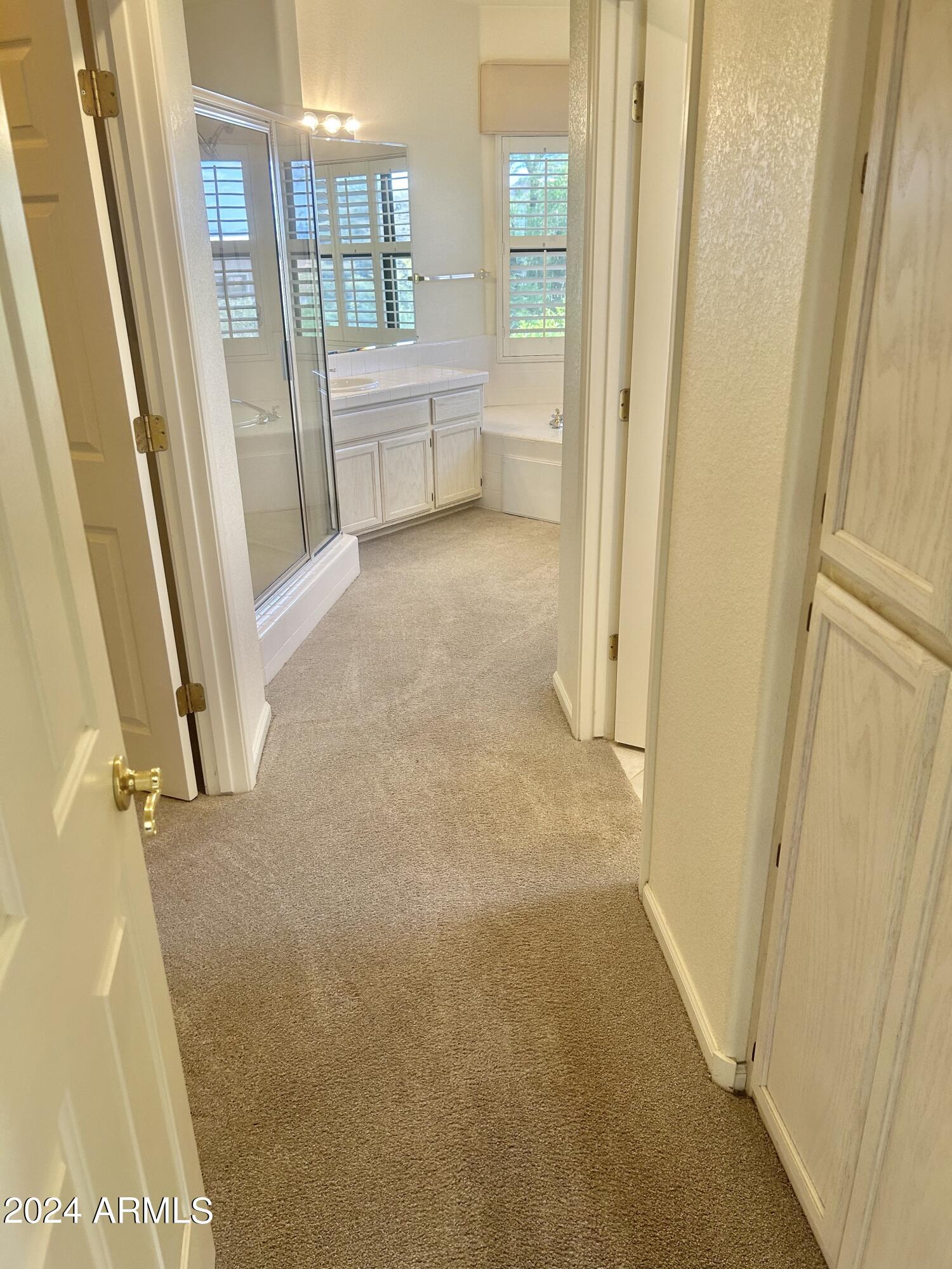 1075 East Shangri La Road Phoenix, AZ 85020 - Photo 30 of 44 342CE5E0-D1F1-4965-A859-07DBFCF701F3