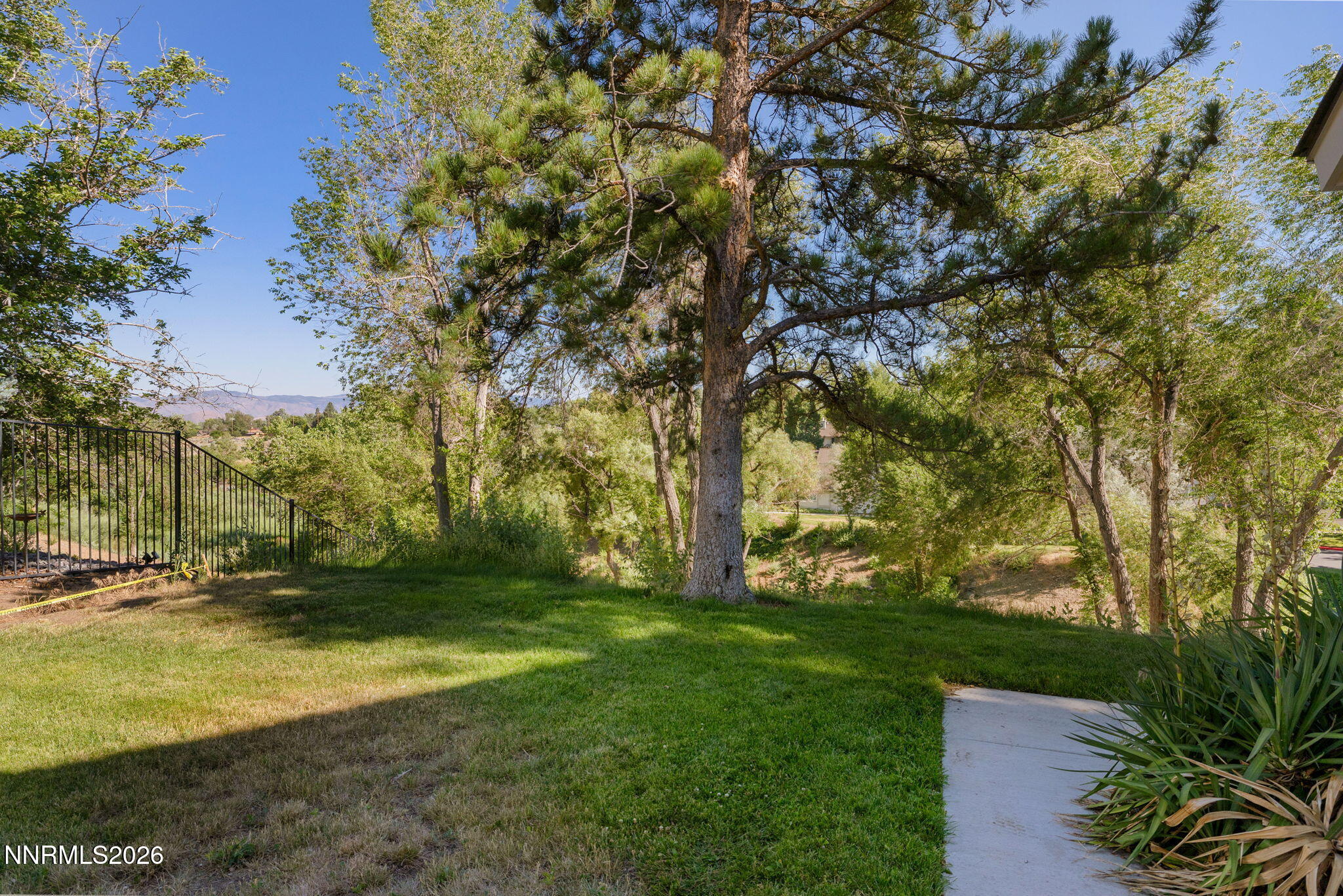 1160 Freddie Court Reno, NV 89503 - Photo 3 of 36 4-web-or-mls-0X3A7257