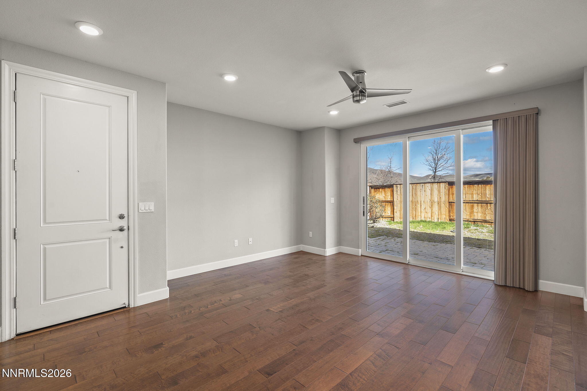 1995 Wind Ranch Road, Unit B Reno, NV 89521 - Photo 3 of 25 6-web-or-mls-_DSC2496