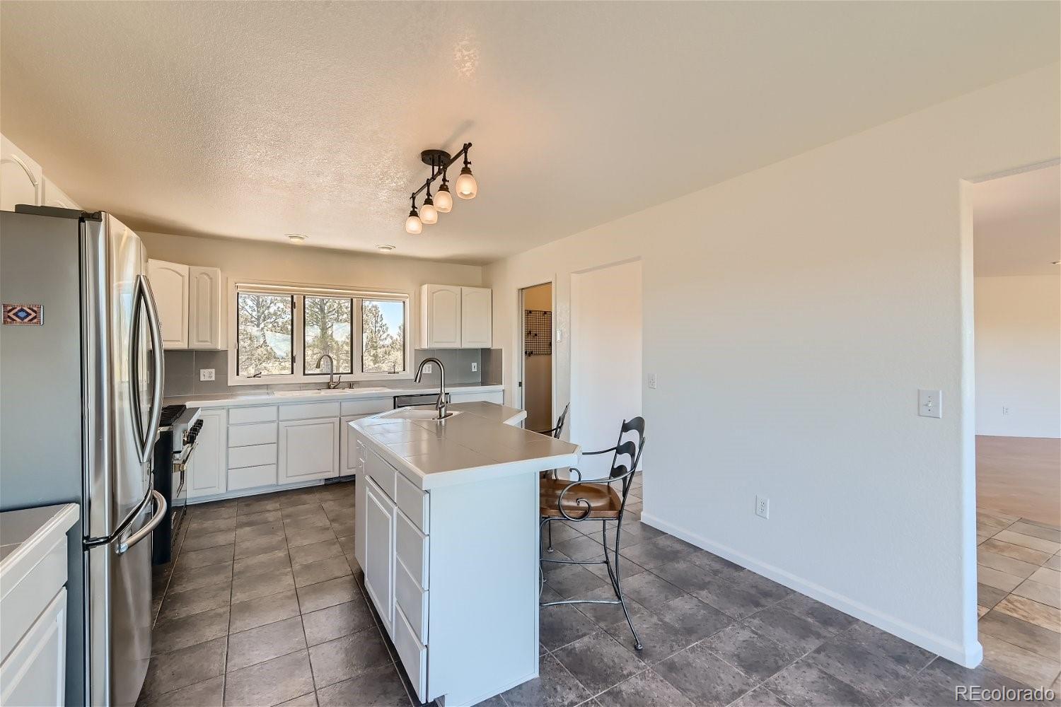 2800 East Ridge Road Elizabeth, CO 80107 - Photo 10 of 50 Gallery Image 10