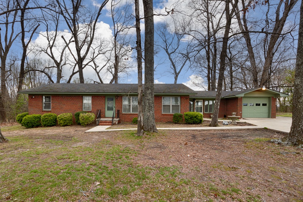 26155 Copeland Road Athens, AL 35613 - Photo 12 of 21