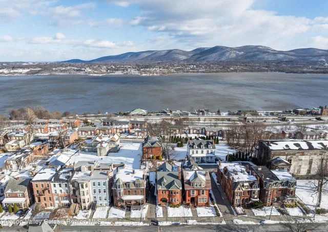 $1,275,000 | 164 Grand Street, Newburgh, NY 12550