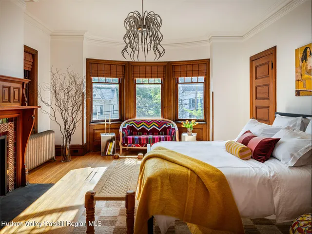 $1,275,000 | 164 Grand Street, Newburgh, NY 12550