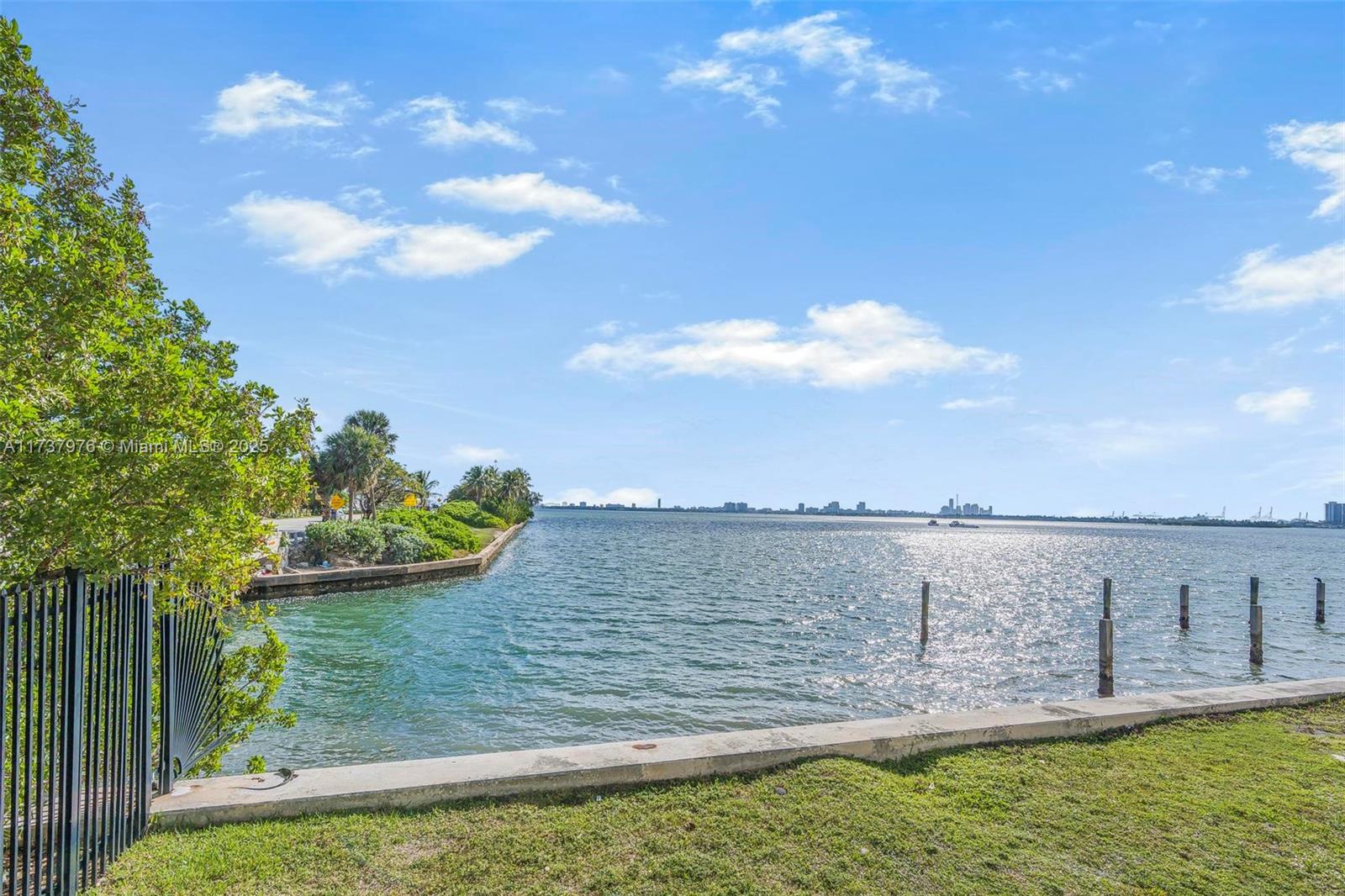 600 Northeast 36th Street, Unit 414 Miami, FL 33137 - Photo 29 of 51 a view of a terrace with lake view