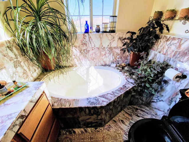 $892,999 | 31733 Lake Meadow Road, Acton, CA 93510