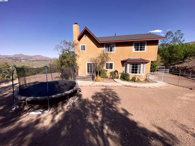 $892,999 | 31733 Lake Meadow Road, Acton, CA 93510