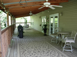 1408 Palestine Road Bedford, IN 47421 - Photo 3 of 33