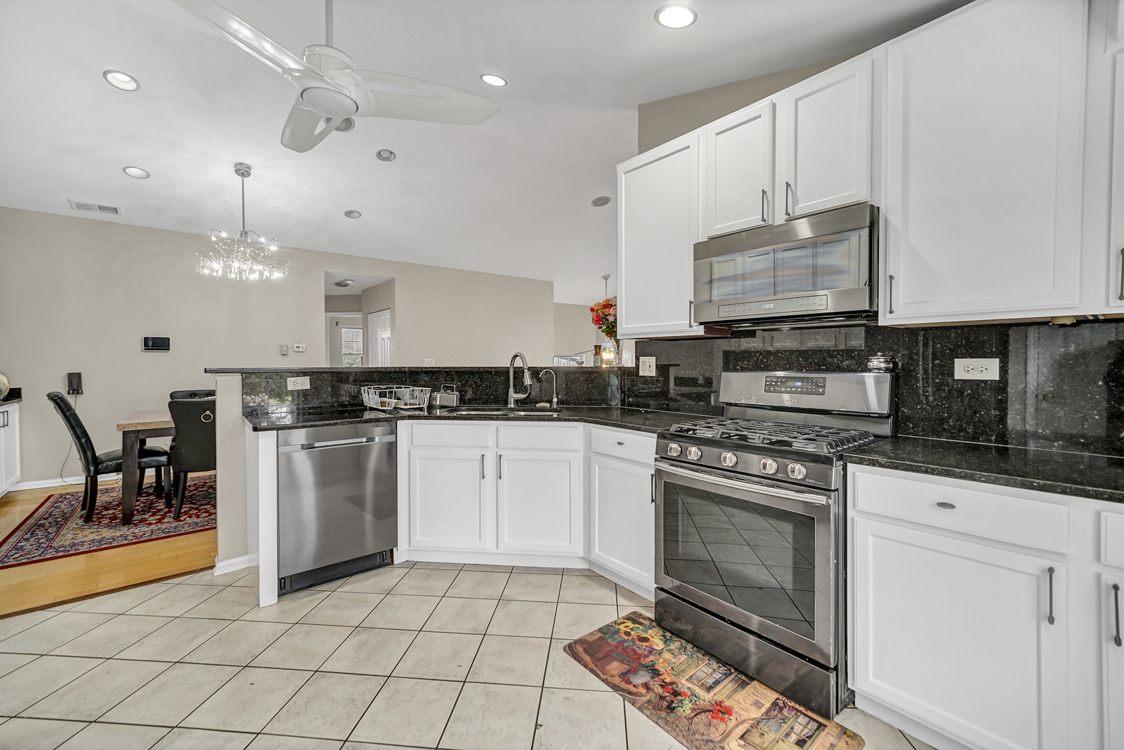 2470 Palazzo Court Buffalo Grove, IL 60089 - Photo 11 of 31