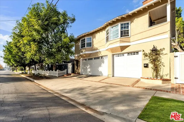 $3,250 | 13901 Albers Street, Sherman Oaks, CA 91401
