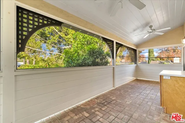 $2,995 | 13901 Albers Street, Sherman Oaks, CA 91401