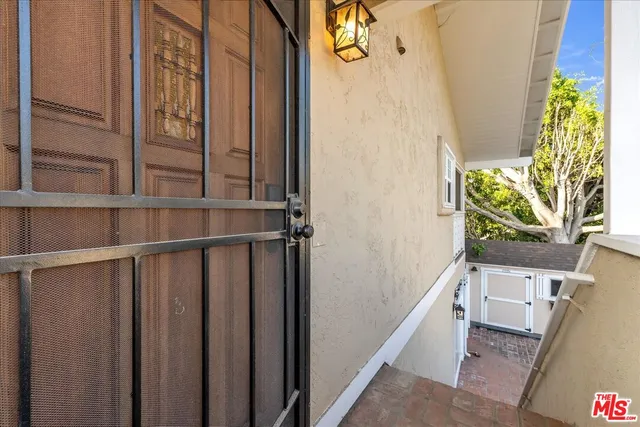 $2,995 | 13901 Albers Street, Sherman Oaks, CA 91401