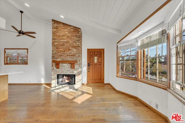 $2,995 | 13901 Albers Street, Sherman Oaks, CA 91401