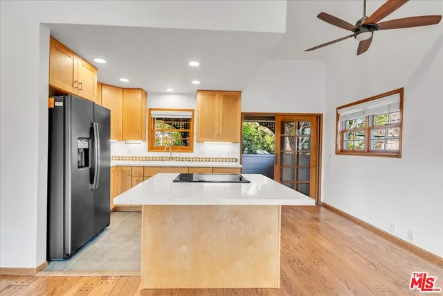 $2,995 | 13901 Albers Street, Sherman Oaks, CA 91401