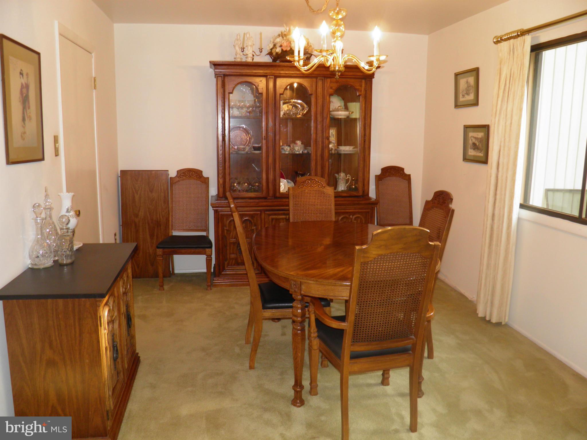 123 North Cottage Road Sterling, VA 20164 - Photo 11 of 27 Dining Room