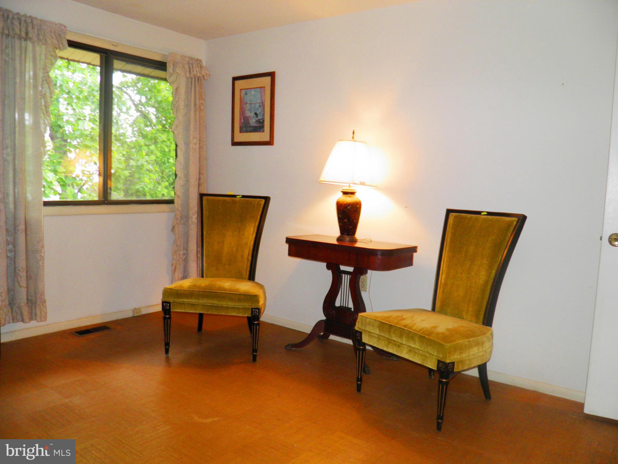 123 North Cottage Road Sterling, VA 20164 - Photo 17 of 27 Bedroom 3