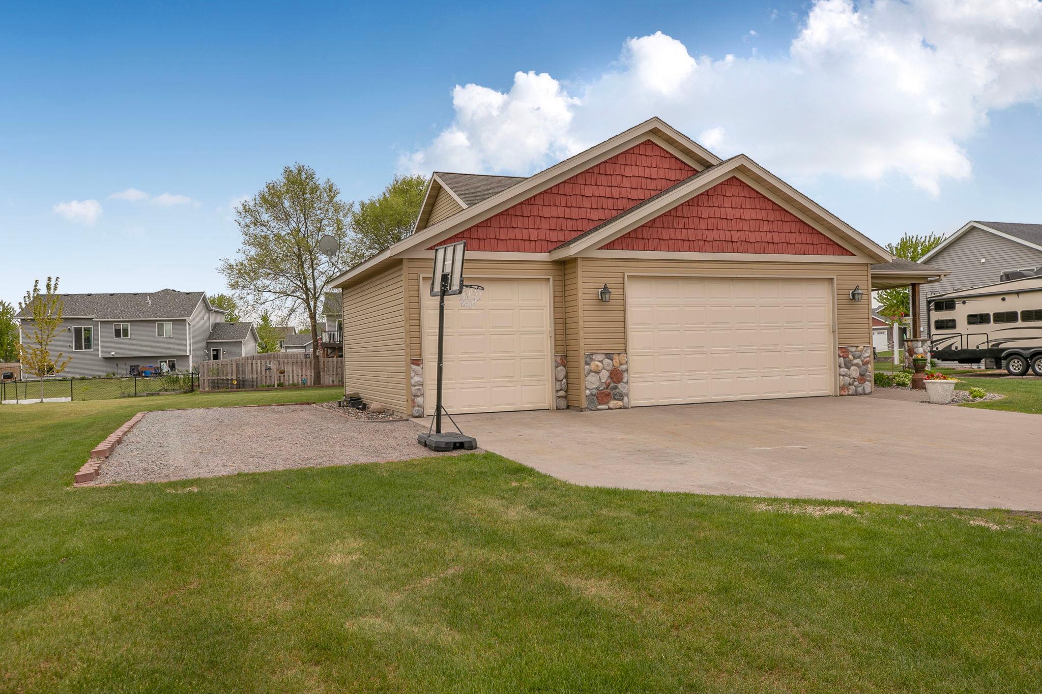 904 7th Street Northeast Rice, MN 56367 - Photo 10 of 29