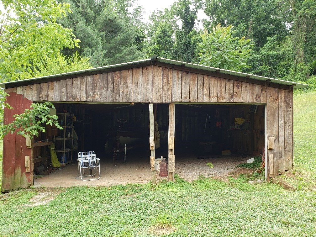 237 Bluff Road Kingston, TN 37763 - Photo 5 of 49 Gallery Image 5