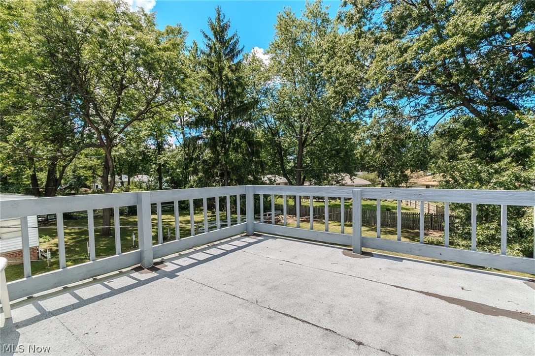 1216 Ford Road Lyndhurst, OH 44124 - Photo 29 of 34
