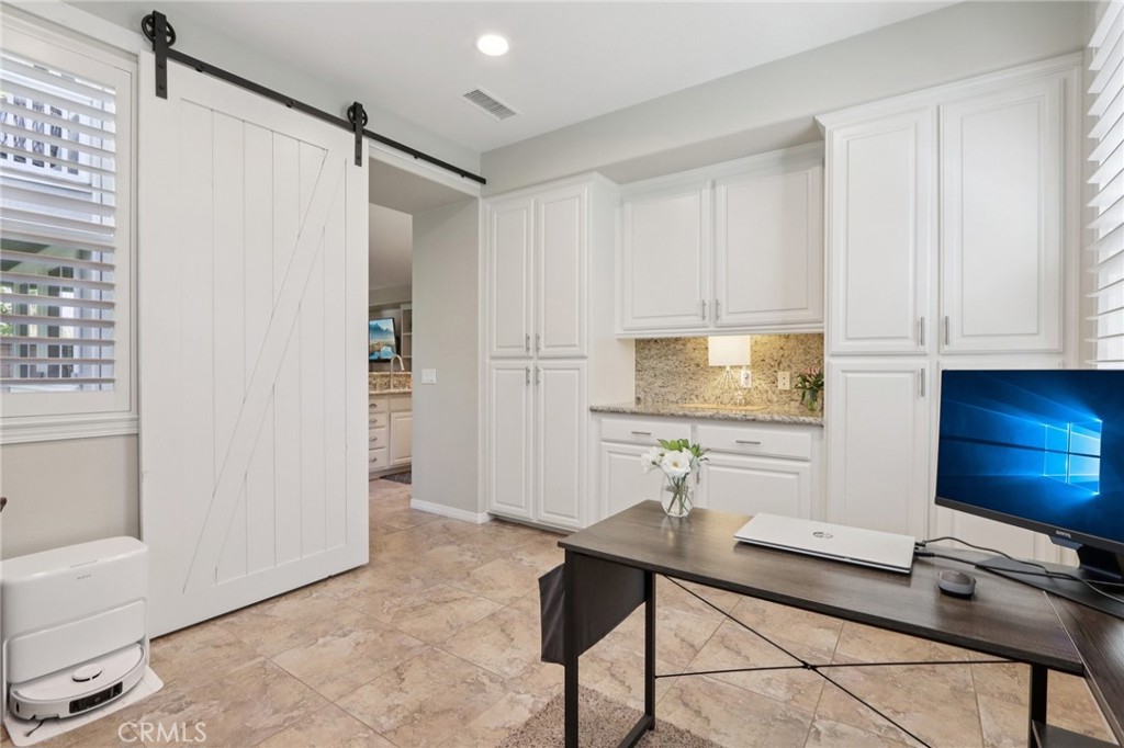 46102 Pinon Pine Way Temecula, CA 92592 - Photo 23 of 46 Downstairs Bed