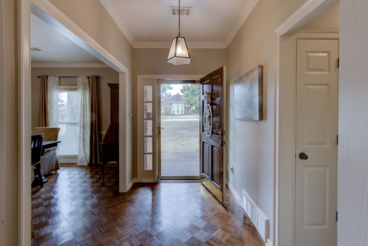 150 South Sanga Road Memphis, TN 38018 - Photo 2 of 24 Gallery Image 2