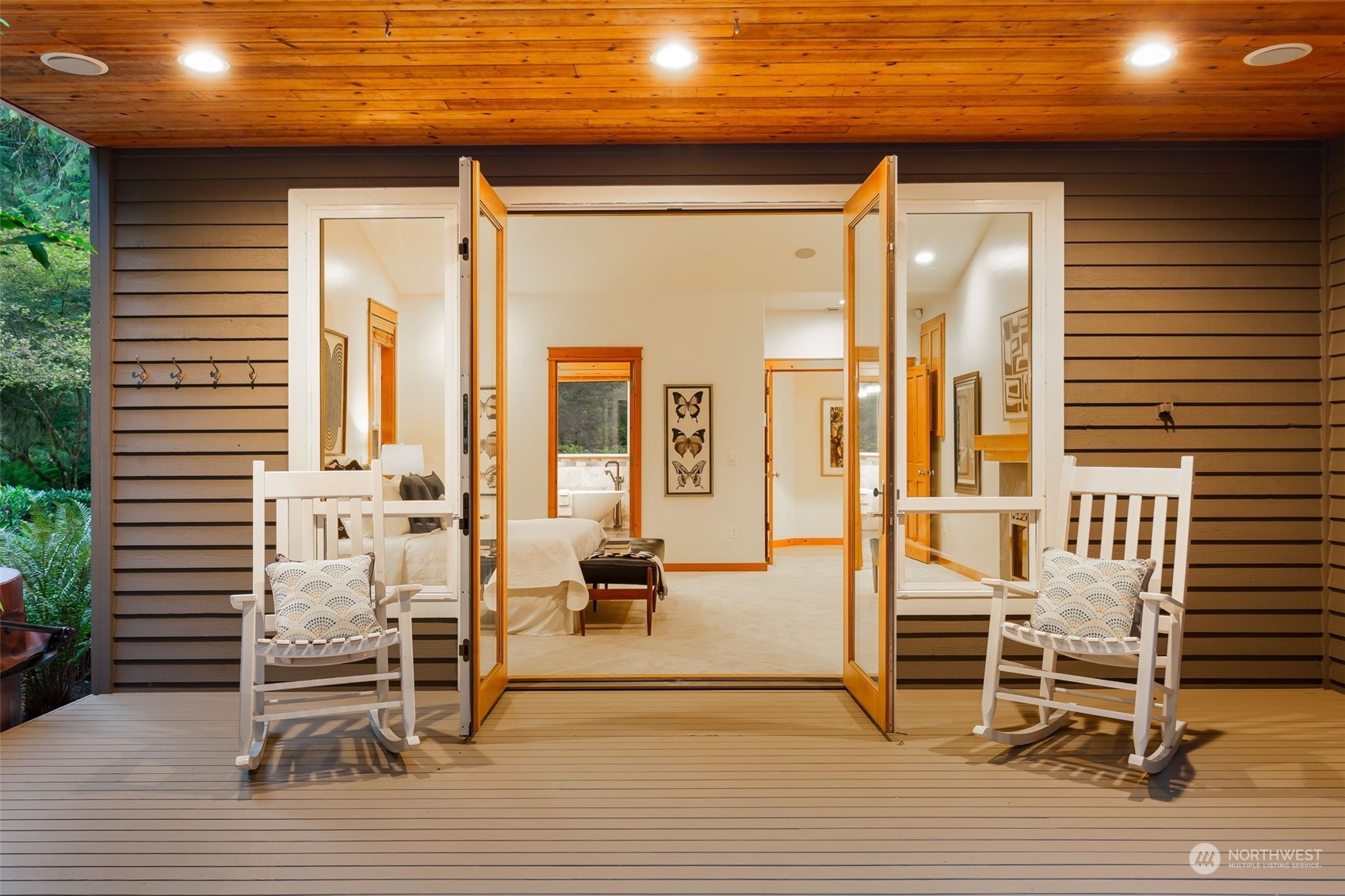 11417 Kelly Road Northeast Carnation, WA 98014 - Photo 17 of 38 a view of dining room with chairs