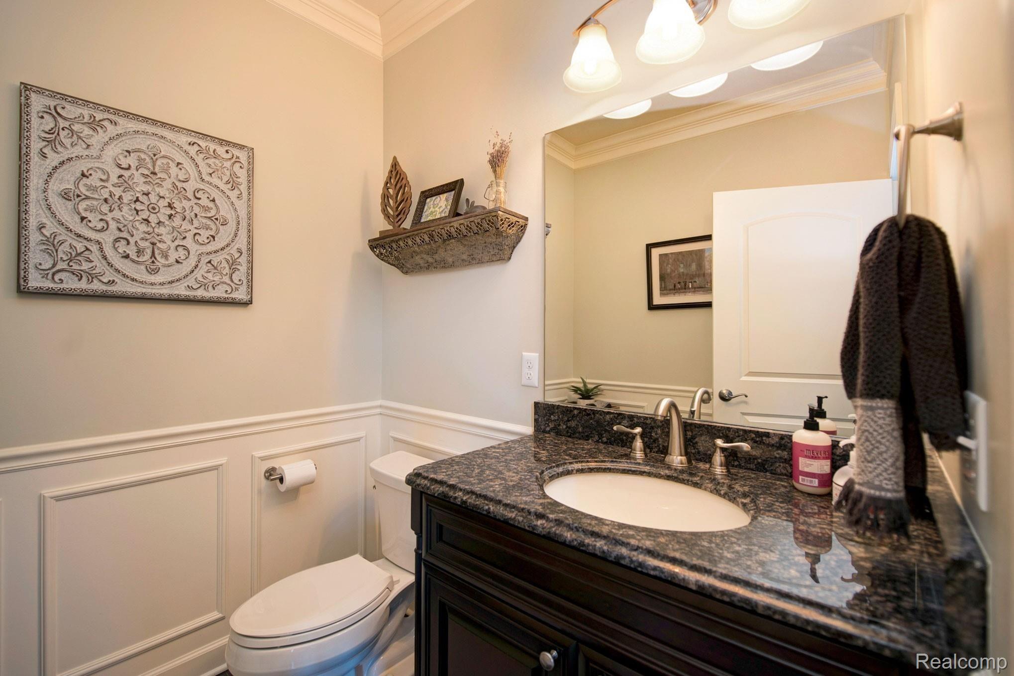 4107 Inverrary Court Commerce Township, MI 48382 - Photo 6 of 42 DSC_2188_9.jpg