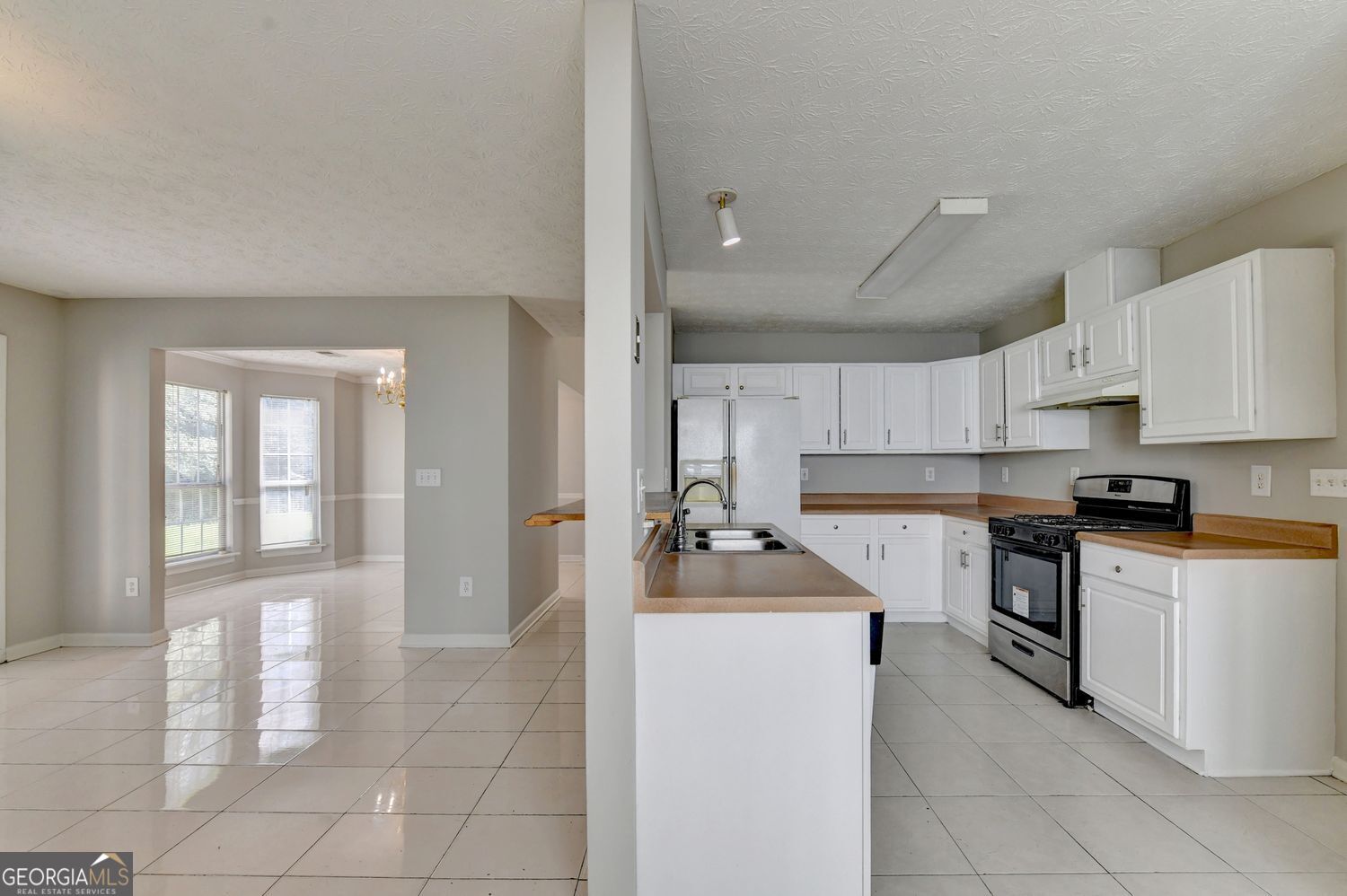 2262 Halcyon Way, Unit WAY Lawrenceville, GA 30044 - Photo 16 of 57