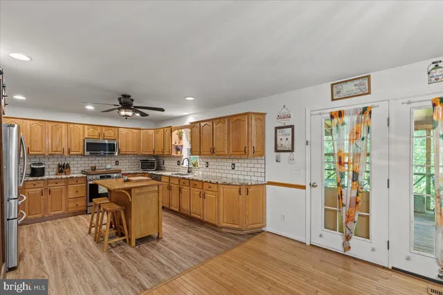 a view of washer and dryer