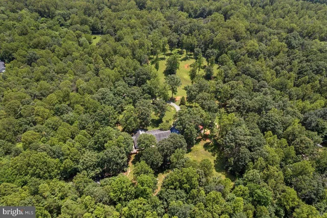 $825,000 | 18299 Ragtop Road, Jeffersonton, VA 22724