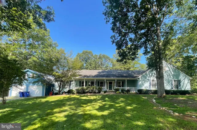 $825,000 | 18299 Ragtop Road, Jeffersonton, VA 22724