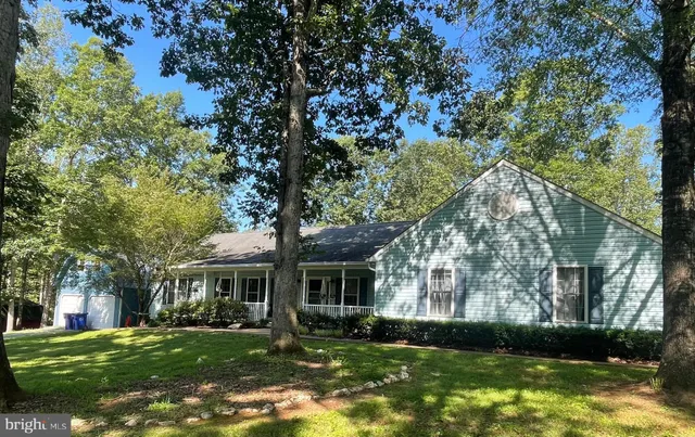 $825,000 | 18299 Ragtop Road, Jeffersonton, VA 22724