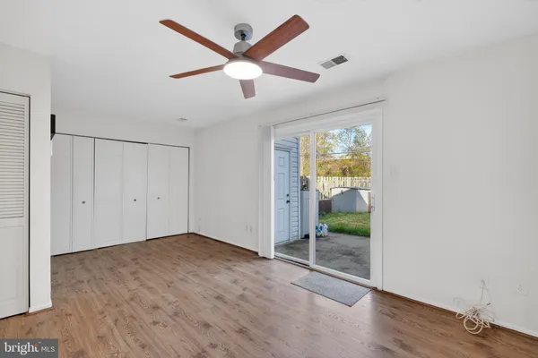 $2,650 | 9594 Inverary Court, Lorton, VA 22079