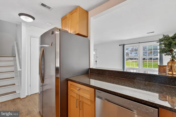 $2,650 | 9594 Inverary Court, Lorton, VA 22079