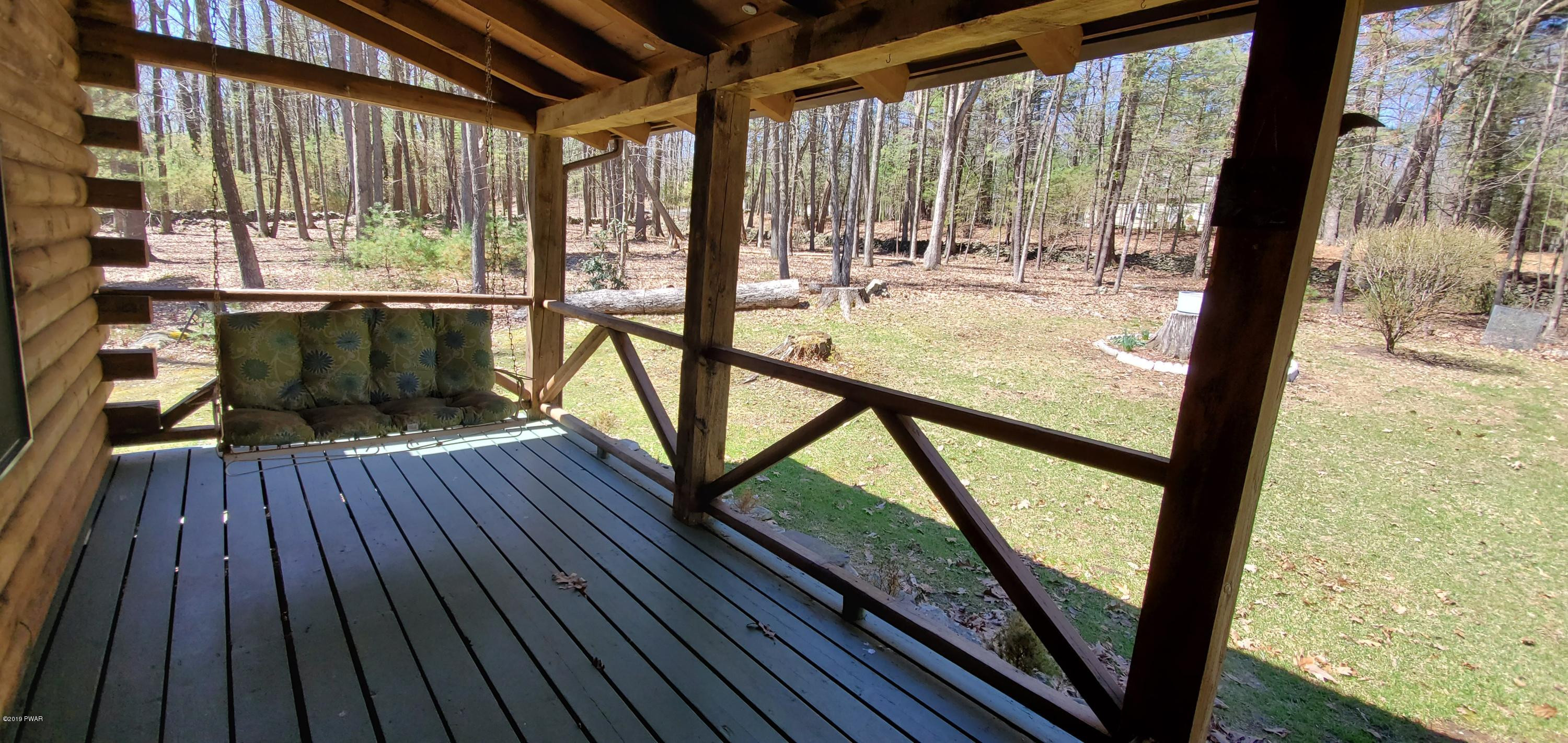 118 Stonefield Road Milford, PA 18337 - Photo 22 of 26 Front Porch