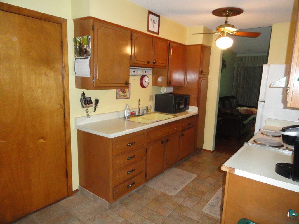 804 West Arrowhead Road Duluth, MN 55811 - Photo 3 of 18 Gallery Image 3