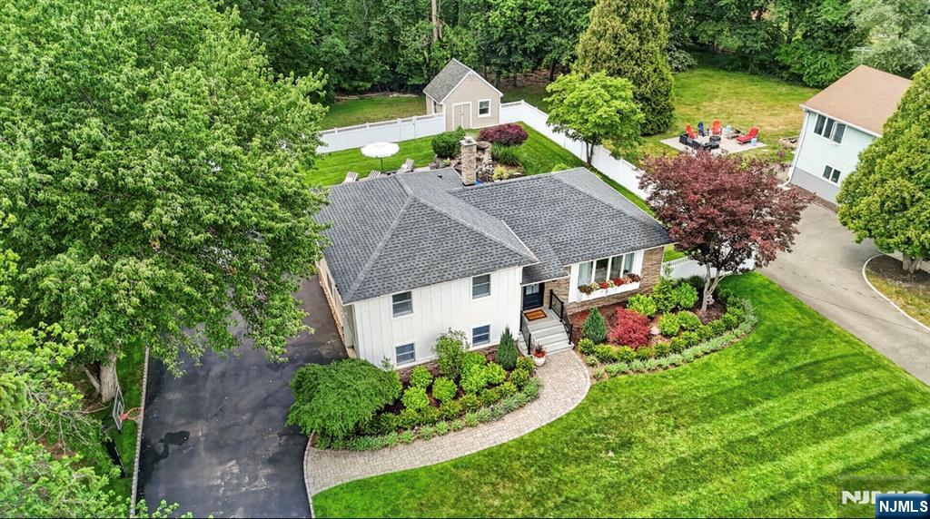 120 President Road Washington Township, NJ 07676 - Photo 3 of 45